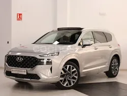 Gris / plata Usado 2022 Hyundai Santa Fe Style SUV | 36.999 € (Precio justo)