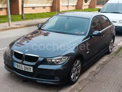 Azul Usado 2005 BMW 320 Berlina | 2950 € (Buen precio)