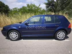 Azul Usado 2003 VW Golf IV Conceptline Berlina | 2500 € (Precio justo)