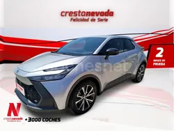 Gris / plata Usado 2024 Toyota C-HR Advance SUV | 30.790 € (Caro)