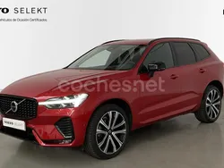 Rojo Usado 2023 Volvo XC60 Plus SUV | 46.900 €