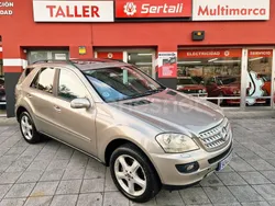 Beige Usado 2006 Mercedes ML320 SUV | 9300 € (Buen precio)