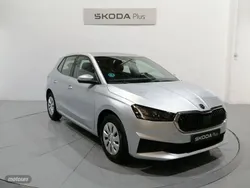 Gris / plateado Usado 2022 Skoda Fabia Active Berlina | 13.500 € (Buen precio)