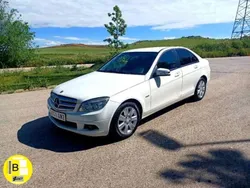Blanco Usado 2010 Mercedes C200 Classic Berlina | 6200 € (Precio justo)