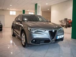 Gris Usado 2017 Alfa Romeo Stelvio Super SUV | 20.000 € (Caro)