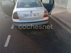 Gris / plata Usado 1998 VW Passat Comfortline Familiar | 2200 €