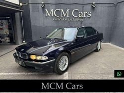 Azul Usado 2000 BMW 750 Berlina | 29.999 €