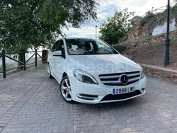 Blanco Usado 2012 Mercedes B180 Monovolumen | 11.990 € (Un poco caro)