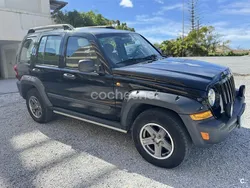 Negro Usado 2005 Jeep Cherokee SUV | 10.900 € (Precio justo)