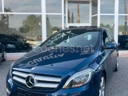 Azul Usado 2012 Mercedes B200 Monovolumen | 12.900 € (Un poco caro)