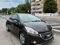 Marrón Usado 2012 Peugeot 208 Active Utilitario | 6500 € (Precio justo)