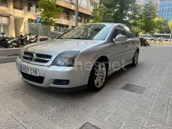 Gris / plata Usado 2004 Opel Vectra Comfort Berlina | 3700 €