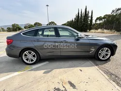 Gris / plata Usado 2017 BMW 318 Gran Turismo Luxury Line Berlina | 16.525 € (Precio justo)