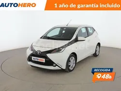 Blanco Usado 2017 Toyota Aygo X-play Utilitario | 10.699 € (Precio justo)