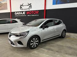 Gris / plata Usado 2023 Renault Clio V Equilibre Berlina | 13.790 € (Precio justo)