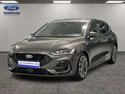 Gris Usado 2023 Ford Focus ST-Line X Utilitario | 21.900 € (Un poco caro)