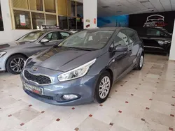 Azul Usado 2015 Kia Ceed Utilitario | 8750 € (Precio justo)
