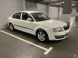 Blanco Usado 2007 Skoda Superb Comfort Berlina | 2600 €