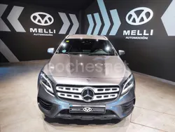 Gris / plata Usado 2020 Mercedes GLA200 SUV | 28.900 € (Un poco caro)