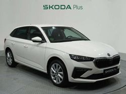 Blanco Nuevo 2025 Skoda Scala Selection Utilitario | 21.500 € (Un poco caro)
