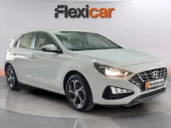 Blanco Usado 2021 Hyundai i30 Familiar | 14.990 € (Buen precio)