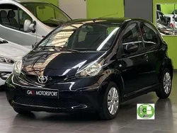 Negro Usado 2007 Toyota Aygo Utilitario | 4999 € (Precio justo)