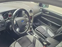 Gris / plata Usado 2009 Ford Focus Trend Familiar | 3400 € (Precio justo)