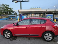 Rojo Usado 2008 Renault Mégane III Dynamique Berlina | 3500 € (Precio justo)