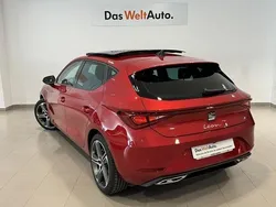 Rojo Usado 2023 Seat Leon FR Berlina | 27.490 € (Precio justo)