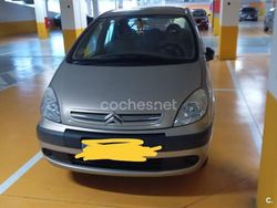 Gris / plata Usado 2004 Citroën Xsara Picasso Exclusive Monovolumen | 2900 € (Precio justo)