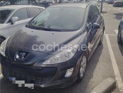 Gris / plata Usado 2008 Peugeot 308 Premium Berlina | 5650 € (Precio justo)