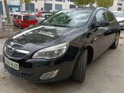 Negro Usado 2012 Opel Astra Excellence Utilitario | 5499 € (Buen precio)