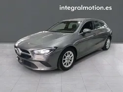 Gris Usado 2021 Mercedes CLA200 Shooting Brake Familiar | 25.800 € (Super precio)