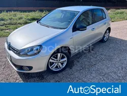Gris / plata Usado 2012 VW Golf VII Advance Berlina | 8990 € (Buen precio)