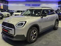 Gris Usado 2024 Mini Countryman Essential SUV | 32.900 € (Buen precio)