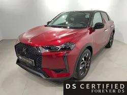 Rojo Usado 2023 DS Automobiles DS3 Crossback E-Tense Opera SUV | 26.900 €