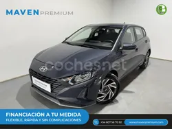 Gris / plata Usado 2024 Hyundai i20 Berlina | 17.500 € (Precio justo)