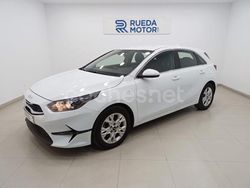 Blanco Usado 2022 Kia Ceed Berlina | 14.900 € (Buen precio)
