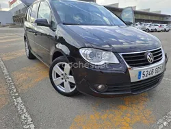 Negro Usado 2008 VW Touran Monovolumen | 3850 €
