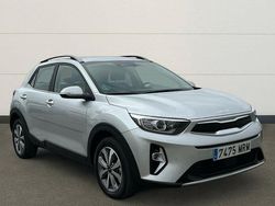 Gris Usado 2024 Kia Stonic SUV | 19.900 € (Precio justo)