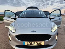 Gris / plata Usado 2020 Ford Fiesta Active Utilitario | 10.999 € (Buen precio)