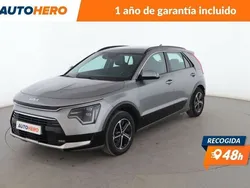 Gris / plata Usado 2022 Kia Niro SUV | 23.599 € (Precio justo)