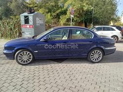 Azul Usado 2004 Jaguar X-type Executive Berlina | 6500 €