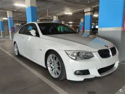 Blanco Usado 2011 BMW 325 Sport Line Coupe | 13.990 €
