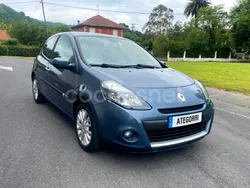 Gris / plata Usado 2009 Renault Clio II Exception Berlina | 4999 € (Precio justo)