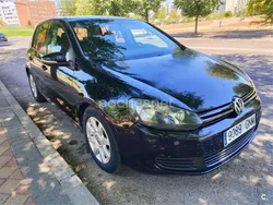 Negro Usado 2009 VW Golf VI Advance Berlina | 6600 € (Precio justo)