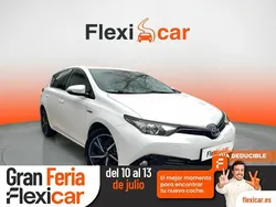 Blanco Usado 2018 Toyota Auris Hybrid Edition Berlina | 14.490 € (Precio justo)
