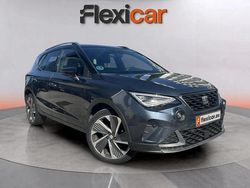 Gris Usado 2024 Seat Arona FR SUV | 20.990 € (Precio justo)
