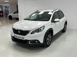 Blanco Usado 2019 Peugeot 2008 Signature Sky SUV | 11.400 € (Un poco caro)