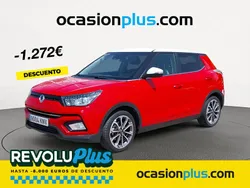 Rojo Usado 2018 Ssangyong Tivoli Limited SUV | 13.999 € (Precio justo)
